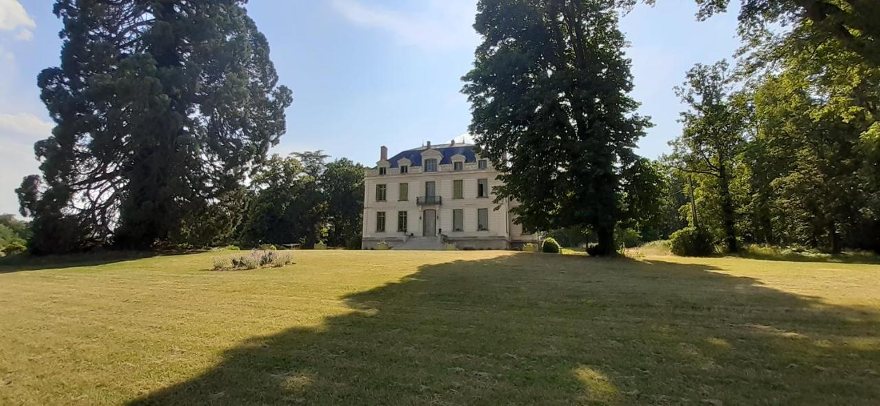 Le Chateau Du Breuil Mazières-de-Touraine Eksteriør billede